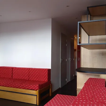 5 Pers. Bien Amenage A Arc 1600, Proche Pistes Apartment *